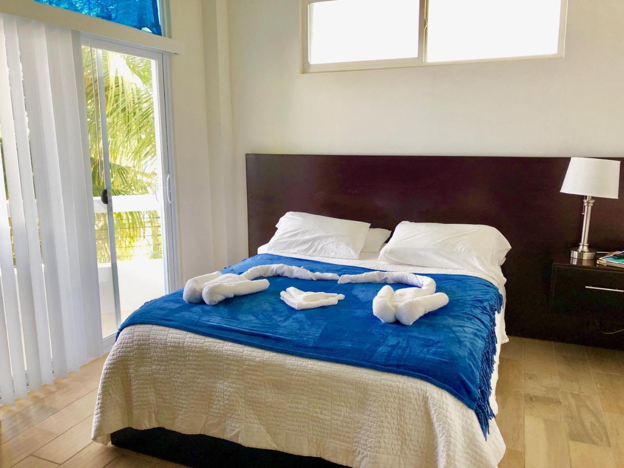 La Vida Perezosa Villa Caye Caulker Exterior photo